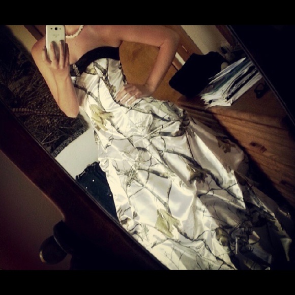 Realtree Prom dress - Picture 1 of 2